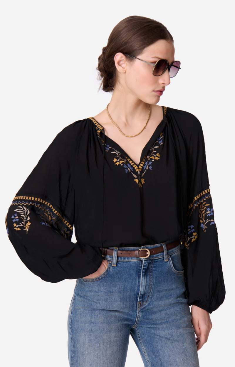 Dylan Blouse in Black