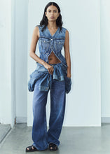 Load image into Gallery viewer, Ayla Baggy Jeans in Claremont
