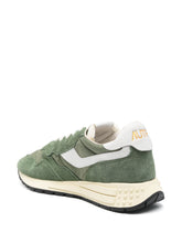 Load image into Gallery viewer, Reelwind Low Top Trainers in Nylon/Crack Wht/Mil
