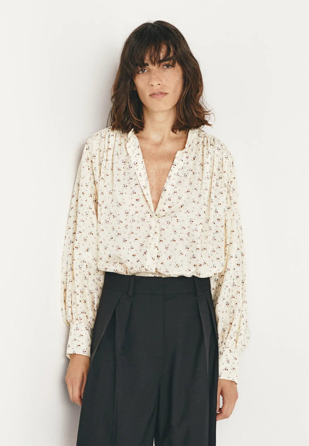 Rovia Blouse in Alabaster