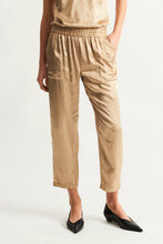 Load image into Gallery viewer, Trapunto Pants in Sand
