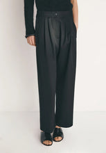 Load image into Gallery viewer, Cedar Pants in Black
