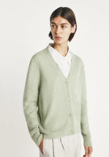 Load image into Gallery viewer, Agulla Cardigan in Wasabi
