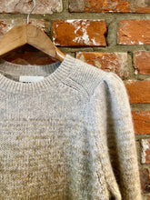 Load image into Gallery viewer, Peytona Pullover in Honey
