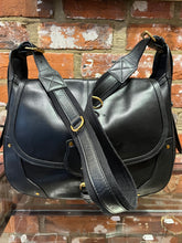 Load image into Gallery viewer, Sierra Shoulder Strap Bag in Black
