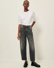 Load image into Gallery viewer, Peter High Waisted Balloon Jeans in Graffit
