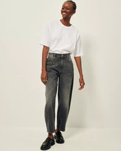 Load image into Gallery viewer, Peter High Waisted Balloon Jeans in Graffit
