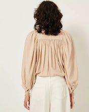 Load image into Gallery viewer, Dali Puff Sleeve Shirt in Chai Latte
