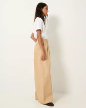 Load image into Gallery viewer, Rivera Trousers with Pleats in Jonc
