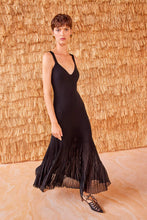 Load image into Gallery viewer, Zariah Dress in Noir
