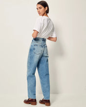 Load image into Gallery viewer, Baggou Mom High Waisted Jeans Astral Blue
