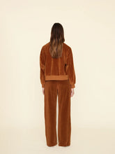 Load image into Gallery viewer, Mavis Sweatpants in Brown Sugar
