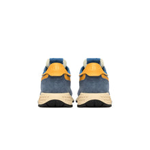 Load image into Gallery viewer, Reelwind Low Top Trainers in Suede/Net Cenble/Fus
