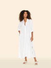 Load image into Gallery viewer, Boden Dress in White
