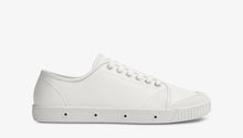 Load image into Gallery viewer, Low Cut Nappa Leather Trainers in White
